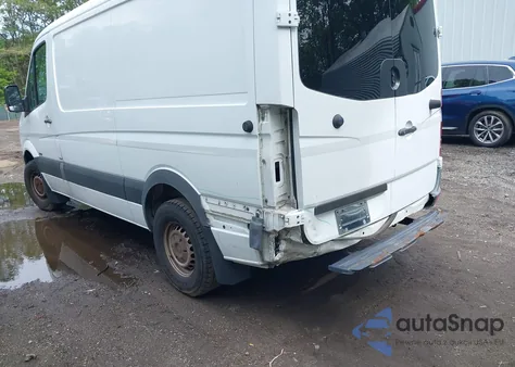 2012 Mercedes-Benz Sprinter 2500 Normal Roof из США, поврежденный, VIN WD3PE7CC8C5725247